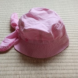 サンカンシオン(3can4on)の女の子ピンクギンガムチェック日よけ付帽子(帽子)