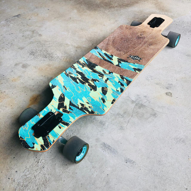 GLOBEロングスケートボード