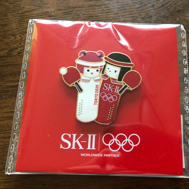 SK-II(エスケーツー)のSK-Ⅱ バッヂ　特典 エンタメ/ホビーのアニメグッズ(バッジ/ピンバッジ)の商品写真