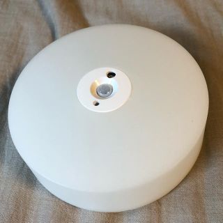 アイリスオーヤマ(アイリスオーヤマ)のLED照明器具 人感センサー付 アイリスオーヤマ(蛍光灯/電球)