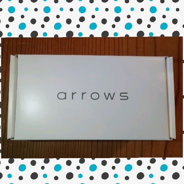 新品未使用   arrows M05 アローズ 本体 simフリーarrows