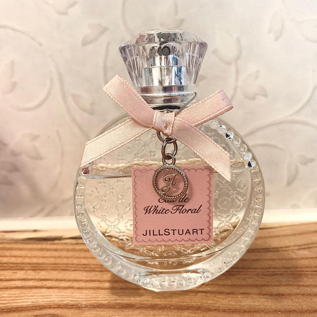 JILLSTUART(ジルスチュアート)のJILLSTUART 香水【送料込み！】 コスメ/美容の香水(香水(女性用))の商品写真