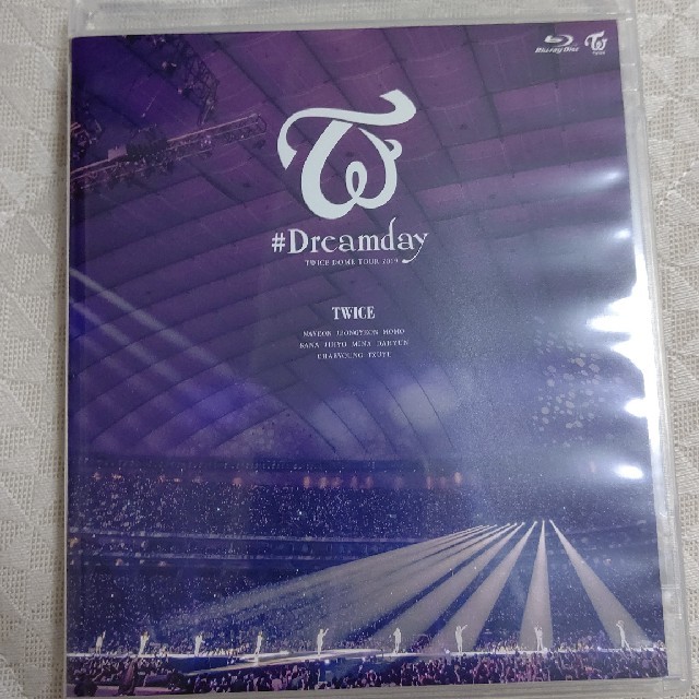 Waste(twice)(ウェストトゥワイス)のTWICE　DOME　TOUR　2019“＃Dreamday”in　TOKYO　 エンタメ/ホビーのDVD/ブルーレイ(ミュージック)の商品写真