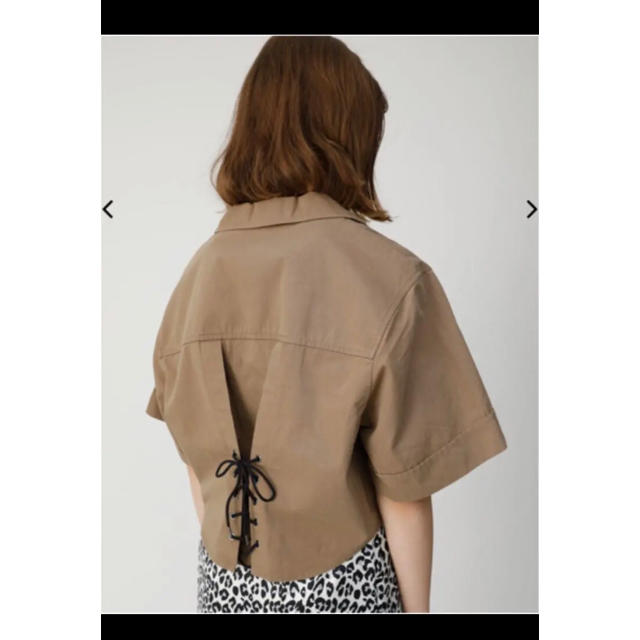 moussy(マウジー)のmoussy バックレースアップシャツ レディースのトップス(シャツ/ブラウス(半袖/袖なし))の商品写真