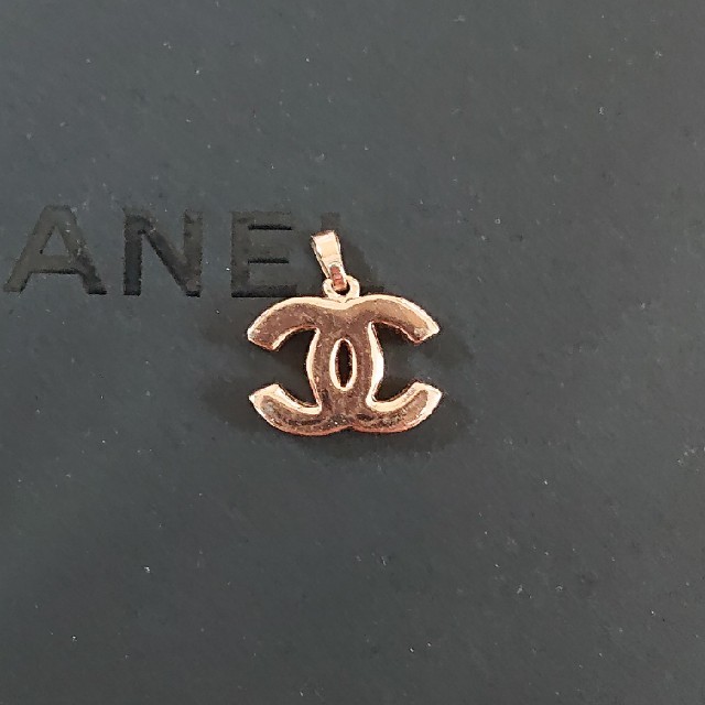 CHANEL(シャネル)の❁CHANEL チャーム❁ レディースのアクセサリー(チャーム)の商品写真