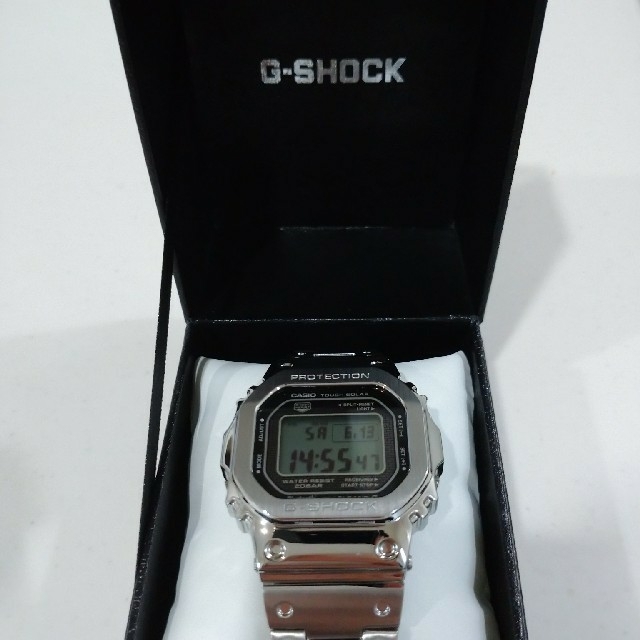 G-Shock フルメタル GMW-B5000D-1JF