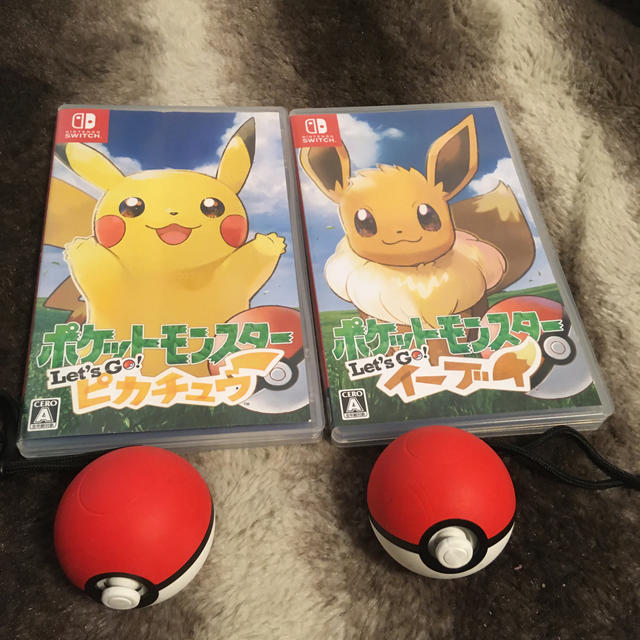 switch『ポケットモンスター　レッツゴー　ピカチュウ　イーブイ』2本セット