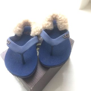 アグ(UGG)のugg 新品同様　正規品　アグ  サンダル キッズ　ベビー　14cm ネイビー(サンダル)