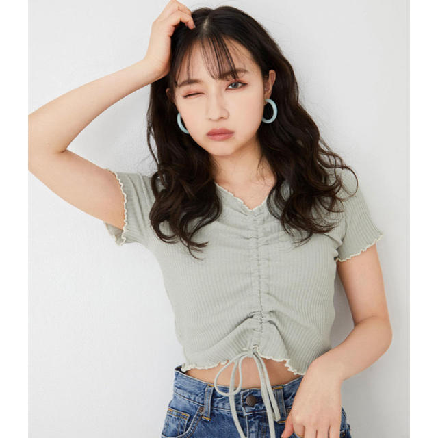 NMB48(エヌエムビーフォーティーエイト)のandgeebee レディースのトップス(Tシャツ(半袖/袖なし))の商品写真