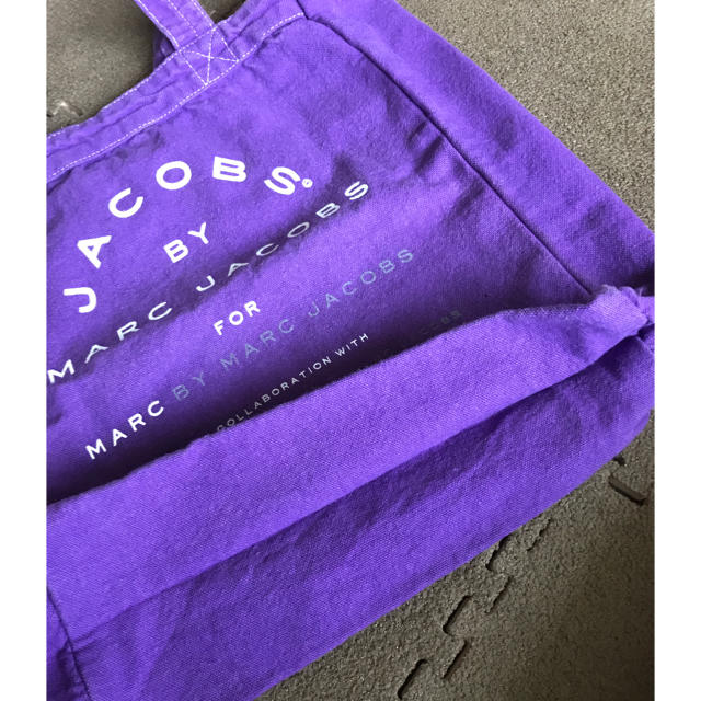 MARC BY MARC JACOBS(マークバイマークジェイコブス)のマークバイマークジェイコブス トート バッグ エコバッグ 紫 レディースのバッグ(トートバッグ)の商品写真