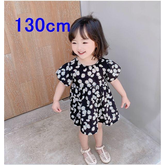 【130cm】黒 花ワンピース 夏 女の子 キッズ/ベビー/マタニティのキッズ服女の子用(90cm~)(ワンピース)の商品写真