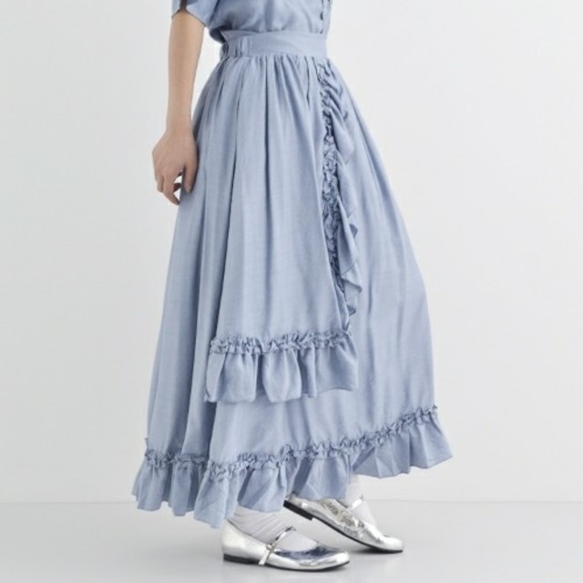 merlot(メルロー)の新品タグ付き　クラシカル　ロングスカート　ブルー　青　アクシーズファム　系 レディースのスカート(ロングスカート)の商品写真
