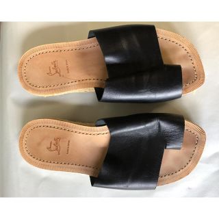 クリスチャンルブタン(Christian Louboutin)の人気ブランドChristian Louboutin☆夏に大活躍スリッパ(サンダル)