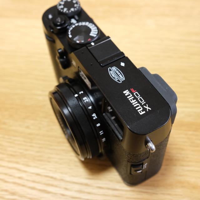 超美品　FUJIFILM X100F BLACK