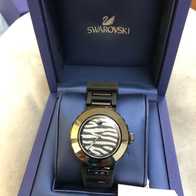 SWAROVSKI(スワロフスキー)の【SALE‼︎】Swarovski／レディース腕時計ゼブラ【未使用】 レディースのファッション小物(腕時計)の商品写真