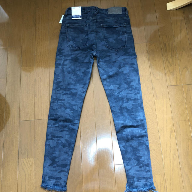 ZARA(ザラ)のZARA スキニー　36サイズ レディースのパンツ(スキニーパンツ)の商品写真