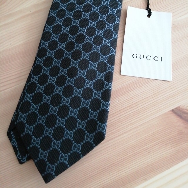 Gucci(グッチ)の新品未使用　GUCCI　ネクタイ メンズのファッション小物(ネクタイ)の商品写真