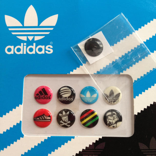 adidas(アディダス)のiPhoneホームボタン その他のその他(その他)の商品写真