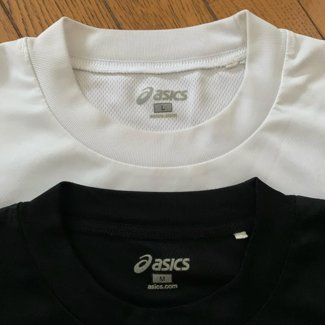 asics(アシックス)のasics バスケTシャツ 2枚組(白黒) スポーツ/アウトドアのスポーツ/アウトドア その他(バスケットボール)の商品写真