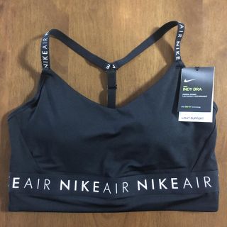 ナイキ(NIKE)のナイキ　XL  新品　スポーツブラ　ヨガ　ランニング  ドライフィット(トレーニング用品)