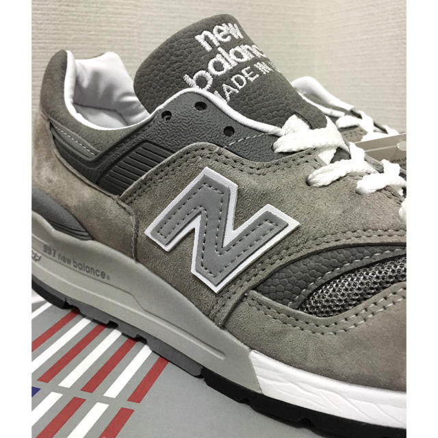 New Balance(ニューバランス)のNEW BALANCE ニューバランス M997 GY USA製　23.5cm レディースの靴/シューズ(スニーカー)の商品写真