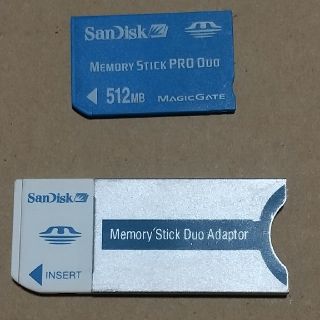 サンディスク(SanDisk)のメモリースティックPRO Duo + Duo アダプター(その他)