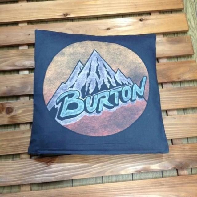 BURTON バートン クッション【PILLOW】BLACK 新品正規 スポーツ/アウトドアのスノーボード(その他)の商品写真