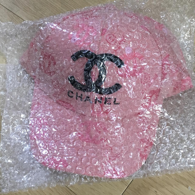 CHANEL(シャネル)のノベルティキャップ レディースの帽子(キャップ)の商品写真