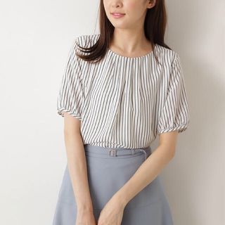 ナチュラルビューティーベーシック(NATURAL BEAUTY BASIC)の新品・未使用　ナチュラルビューティーベーシック　ジョーゼット×ＴＲ天竺半袖(シャツ/ブラウス(半袖/袖なし))