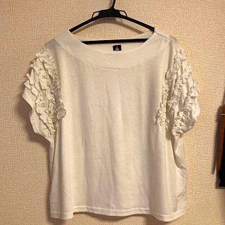 メルロー(merlot)のmerlot フリルラインスリーブTシャツ(Tシャツ/カットソー(七分/長袖))