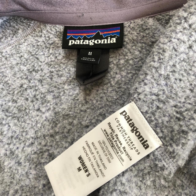 patagonia(パタゴニア)の【patagonia】ウィメンズ・ベター・セーター・ジャケット Mサイズ　グレー レディースのジャケット/アウター(ナイロンジャケット)の商品写真