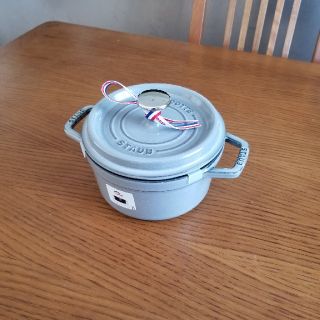 ストウブ(STAUB)のピコココットラウンド 16cm グラファイトグレー(鍋/フライパン)