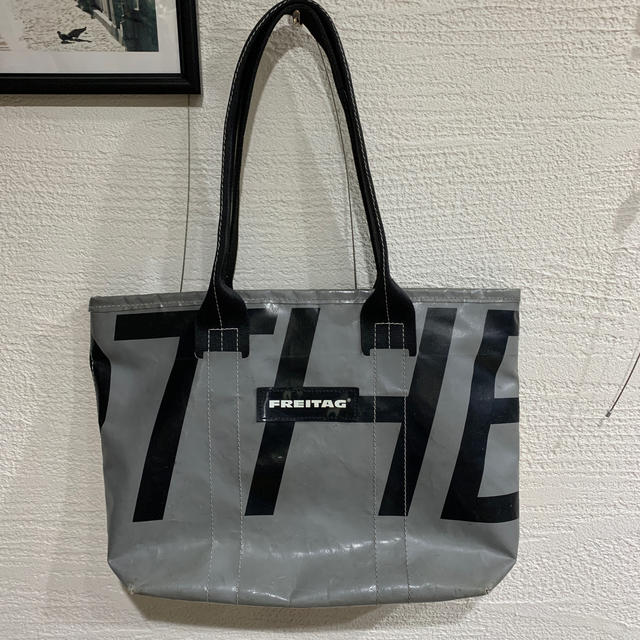 FREITAG(フライターグ)のFREITAG Donna フライダーク　ドナ　グレー系 メンズのバッグ(トートバッグ)の商品写真