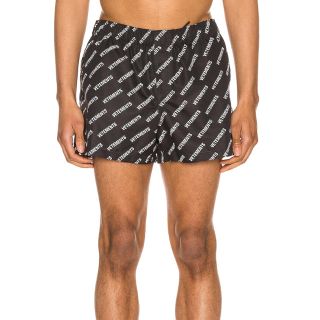 バレンシアガ(Balenciaga)のvetements ヴェトモン　swim shorts 水着(水着)