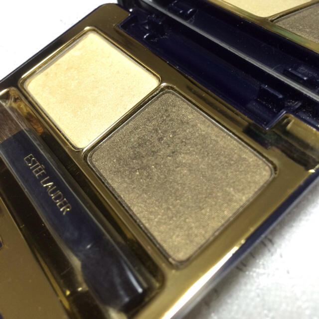 Estee Lauder(エスティローダー)のエスティローダー☆アイシャドウ 04 コスメ/美容のベースメイク/化粧品(アイシャドウ)の商品写真