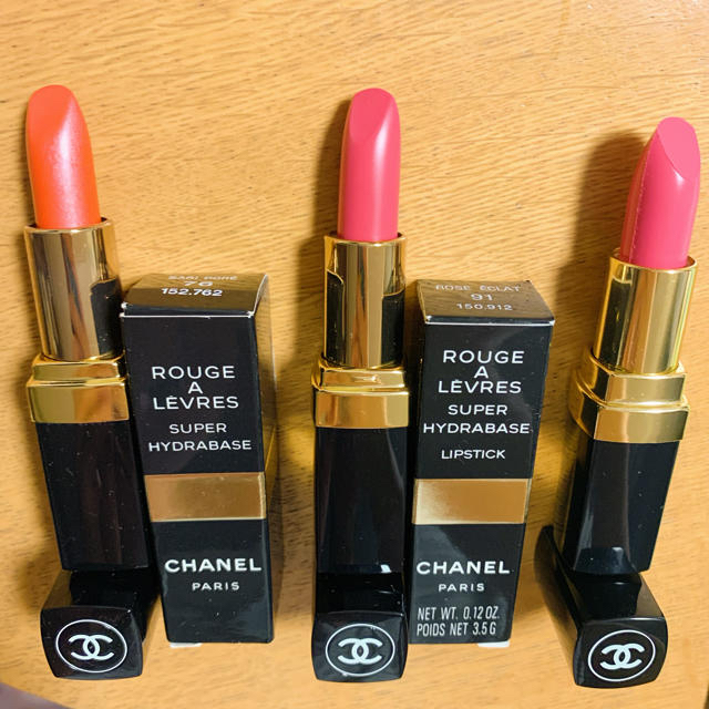 CHANEL(シャネル)のc様★シャネル3本&イブサンローラン2本 コスメ/美容のベースメイク/化粧品(口紅)の商品写真