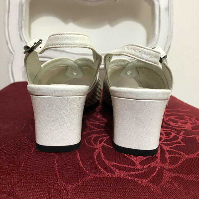 銀座YOSHINOY白編みサンダル レディースの靴/シューズ(サンダル)の商品写真