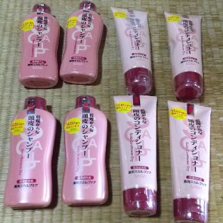 ノエビア(noevir)の送料込 サナ 薬用スカルプ シャンプー コンディショナー 各4本(シャンプー)