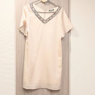 ルスーク(Le souk)のルスーク♡クリーニング済　淡いゴールドのドレス(ミディアムドレス)