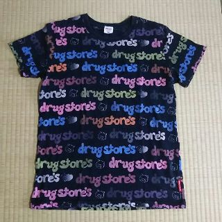 ドラッグストアーズ(drug store's)のドラッグストアーズ カラフルロゴ Ｔシャツ サイズ2 ぶたちゃん(Tシャツ(半袖/袖なし))