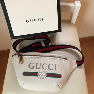 グッチ(Gucci)のgucci プリント スモール ベルトバッグ(ボディバッグ/ウエストポーチ)