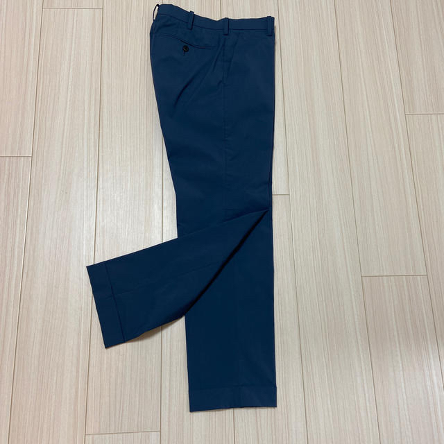 UNIQLO(ユニクロ)のユニクロ　感動パンツ　ブルー メンズのパンツ(スラックス)の商品写真