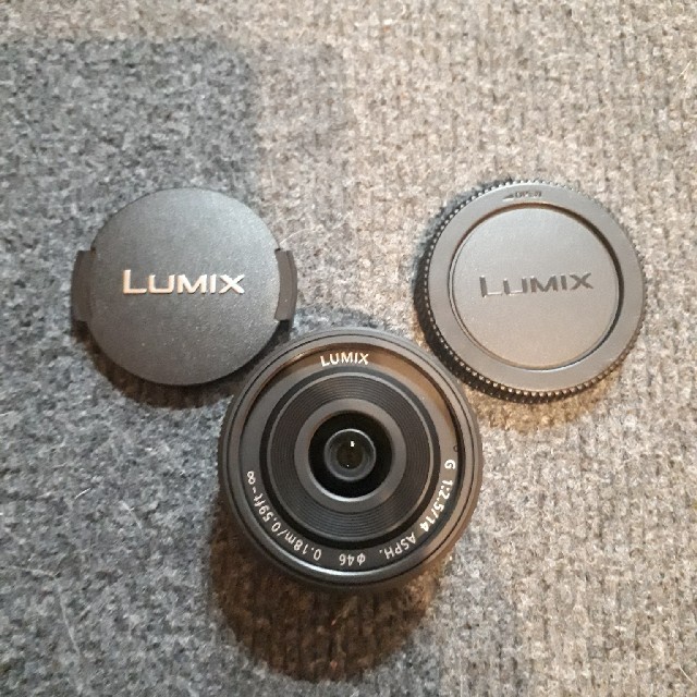 Panasonic(パナソニック)のLUMIX レンズ　14㎜/F2.5 スマホ/家電/カメラのカメラ(レンズ(単焦点))の商品写真