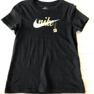 ナイキ(NIKE)のNIKE レディース Tシャツ Mサイズ(トレーニング用品)