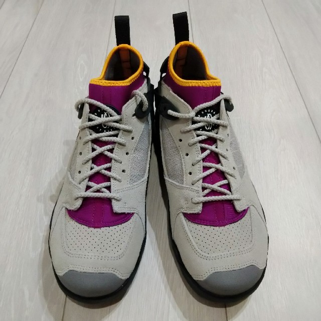 NIKE(ナイキ)の新品 リバデルチ NIKE ナイキ acg ワイルドウッド ドッグマウンテン メンズの靴/シューズ(スニーカー)の商品写真