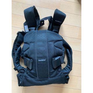 ベビービョルン(BABYBJORN)のベビービョルン　抱っこ紐　ベビーキャリア　ONE  ブラック　(抱っこひも/おんぶひも)