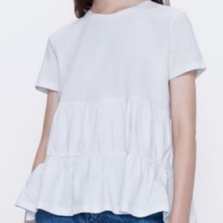 ザラ(ZARA)のZARAフリル付きトップス(Tシャツ(半袖/袖なし))