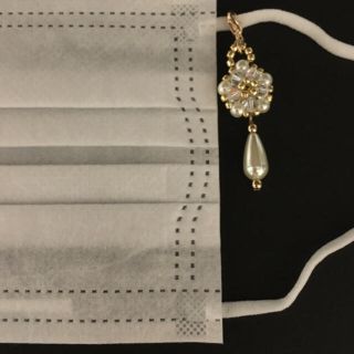 スワロフスキー(SWAROVSKI)のハンドメイド　マスクアクセサリー　マスクチャーム　(チャーム)