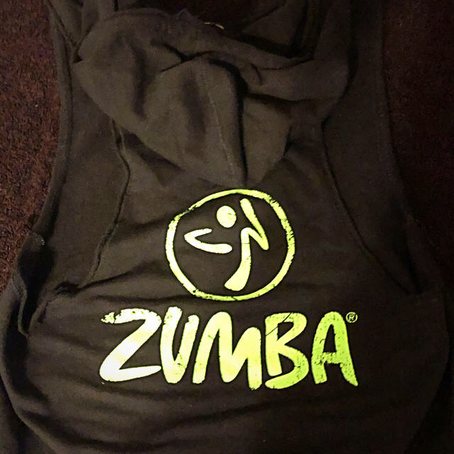 Zumba(ズンバ)の【えりえり様専用】ZUMBA パーカー エンタメ/ホビーのDVD/ブルーレイ(スポーツ/フィットネス)の商品写真