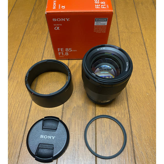 SONY SEL85F18 FE 85mm F1.8  プロテクター付